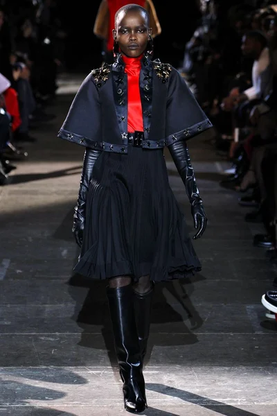 Look 20